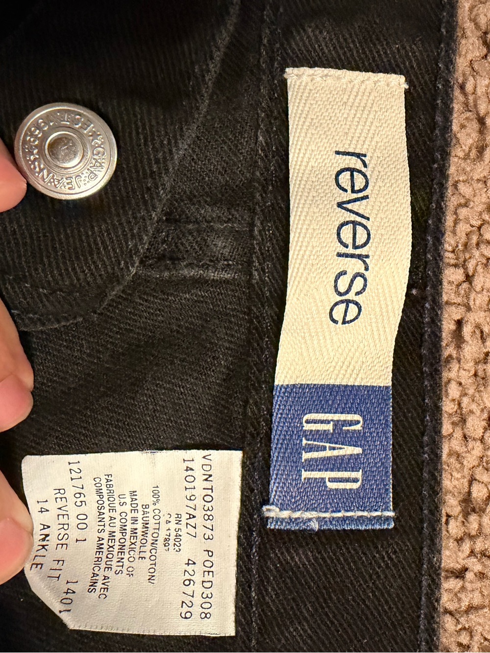 GAP Reverse Fit Black Ankle Jeans Size 14 High Rise